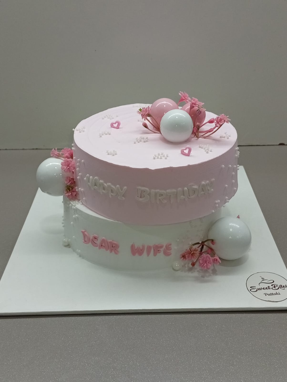 Bubble Sphere Cake